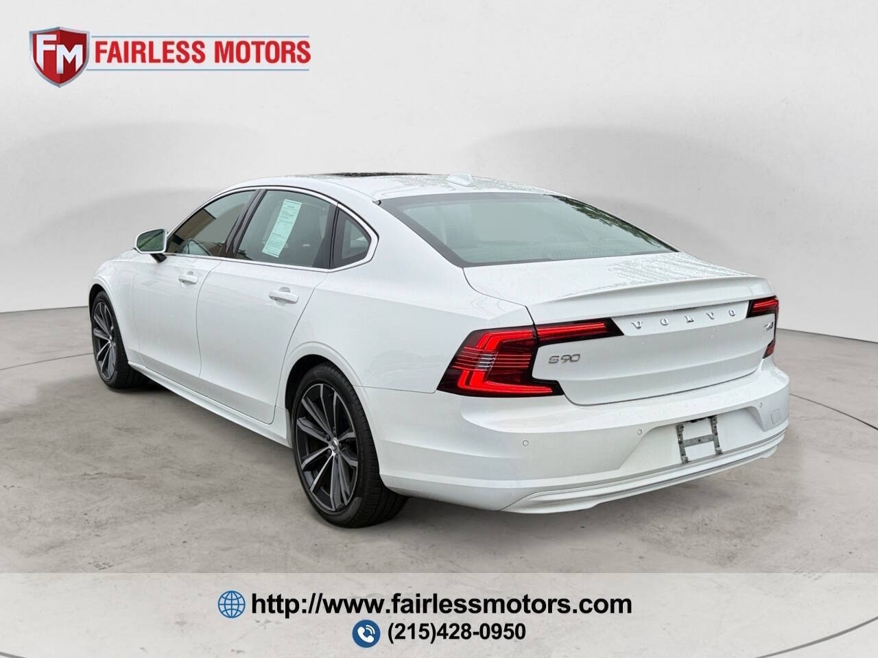 2021 Volvo S90 T6 Momentum AWD 4dr Sedan