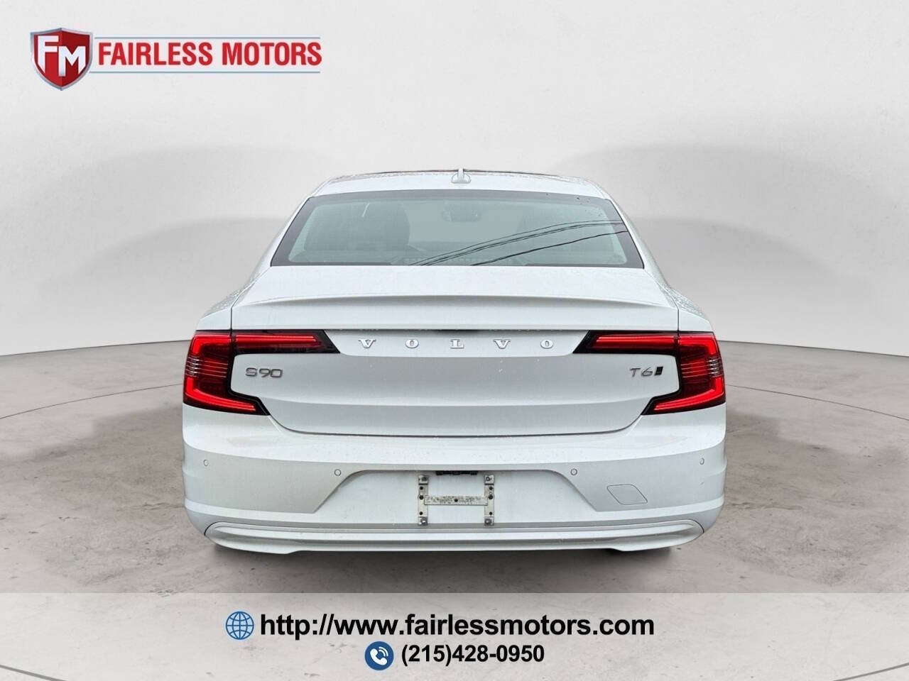 2021 Volvo S90 T6 Momentum AWD 4dr Sedan