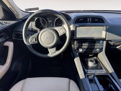 2020 Jaguar F-PACE 25t Premium AWD 4dr SUV
