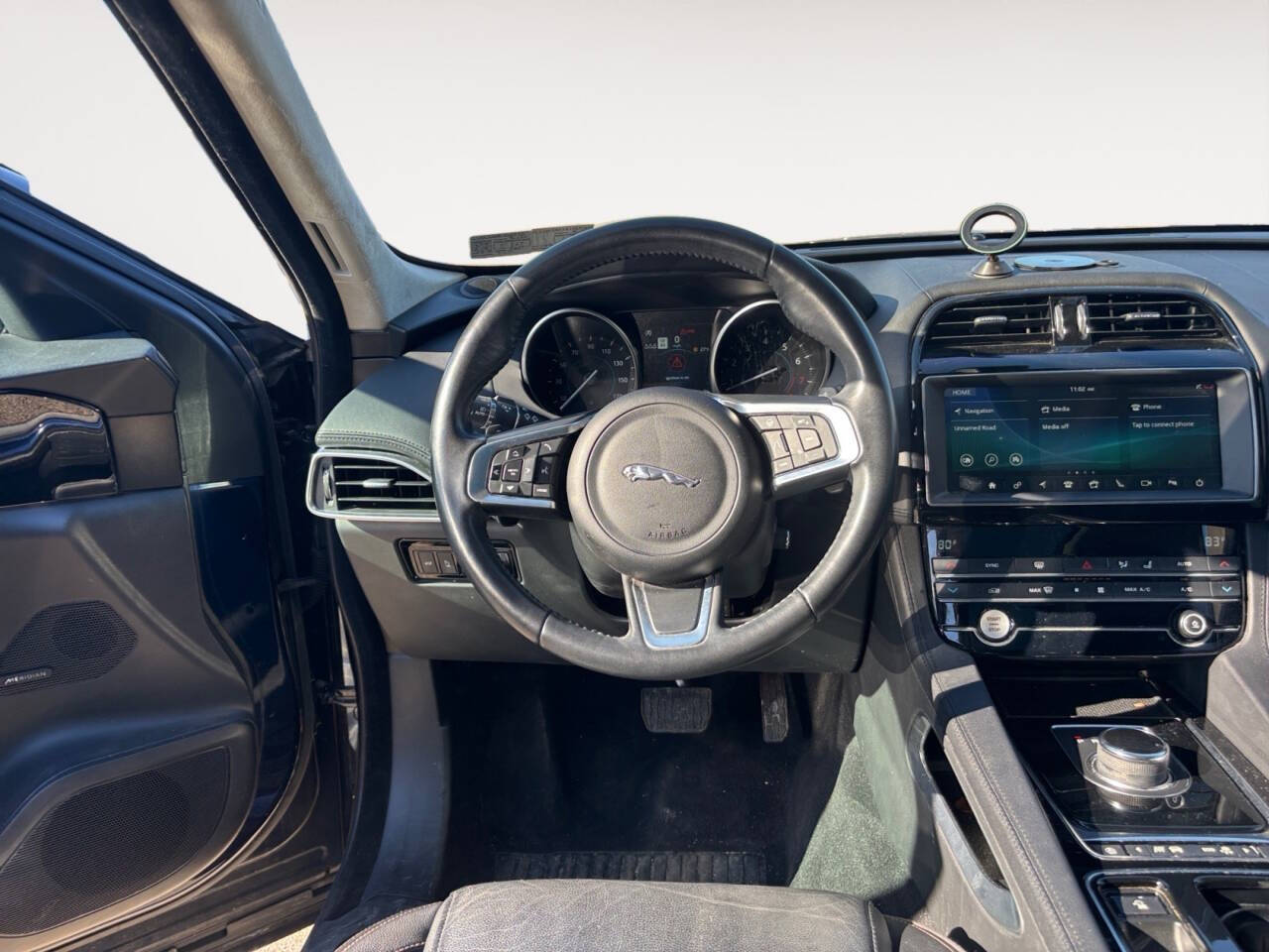 2020 Jaguar F-PACE 30t Prestige AWD 4dr SUV