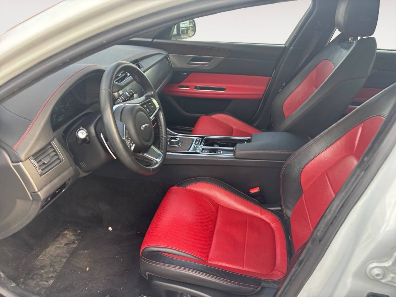 2020 Jaguar XF Checkered Flag Limited Edition AWD 4dr Sedan