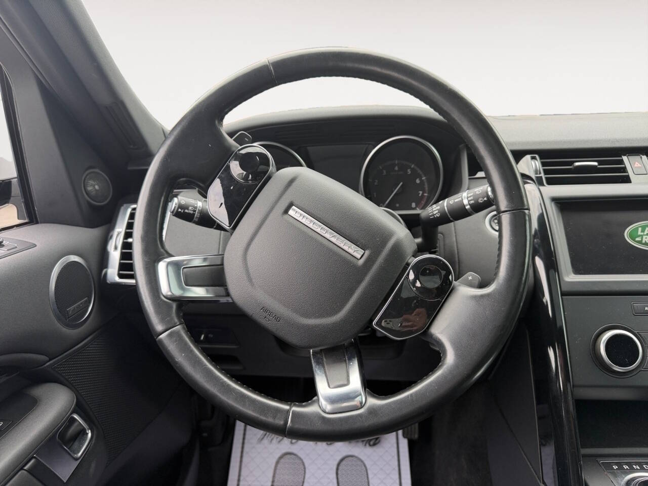 2020 Land Rover Discovery SE AWD 4dr SUV