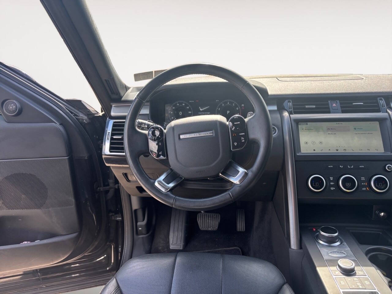 2020 Land Rover Discovery Landmark Edition AWD 4dr SUV