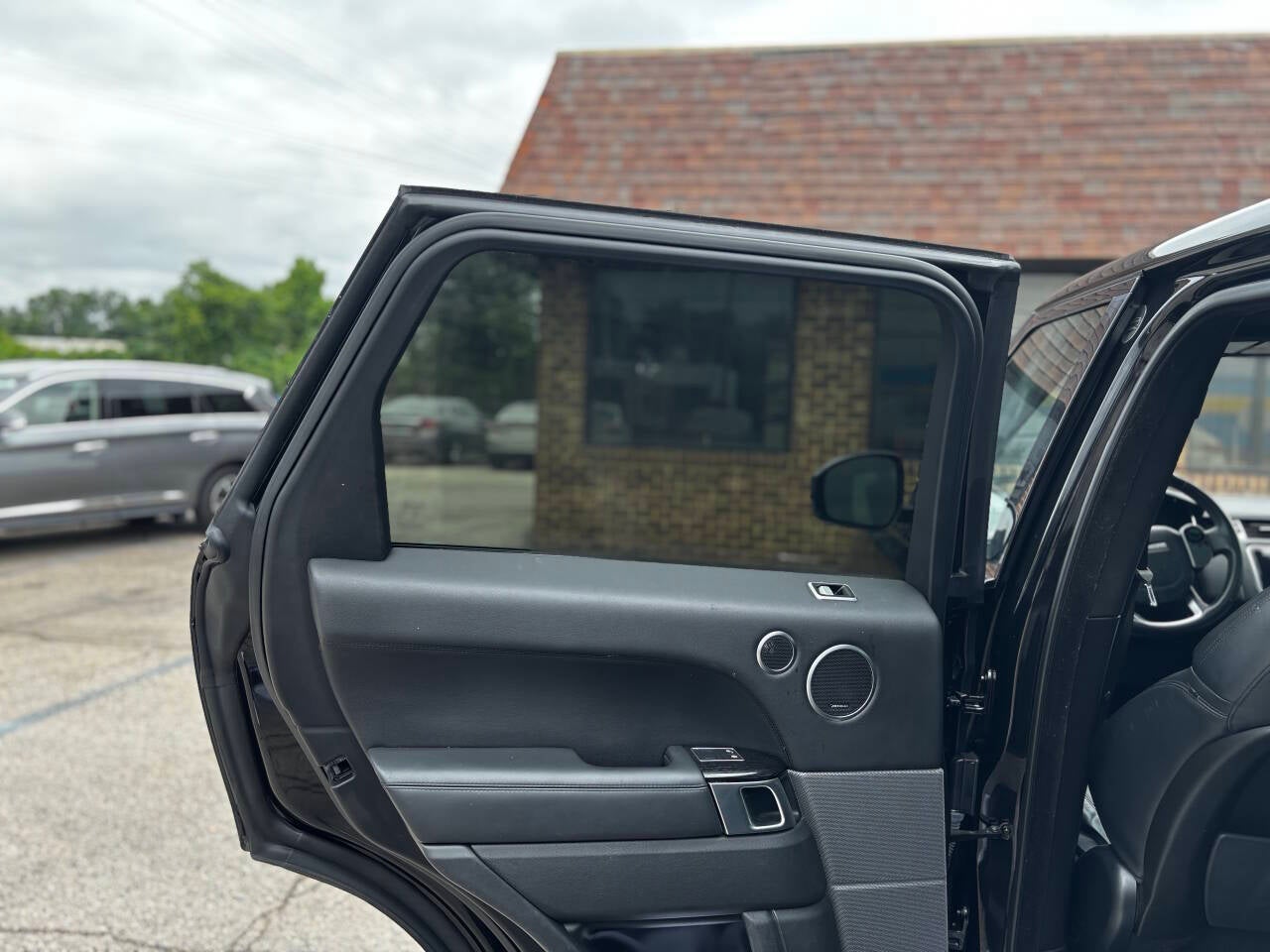 2020 Land Rover Range Rover Sport HSE AWD 4dr SUV