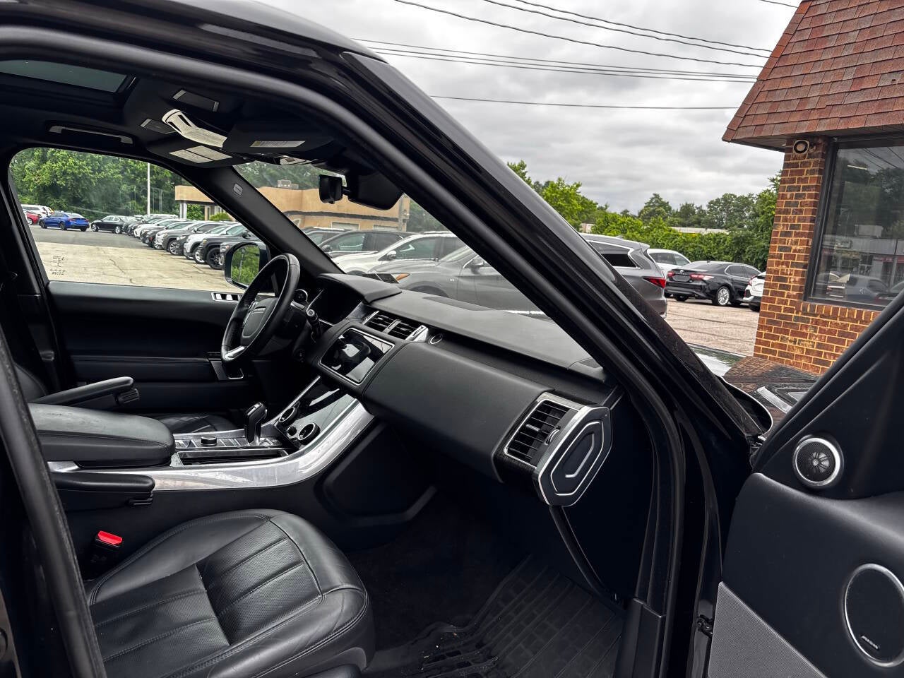 2020 Land Rover Range Rover Sport HSE AWD 4dr SUV