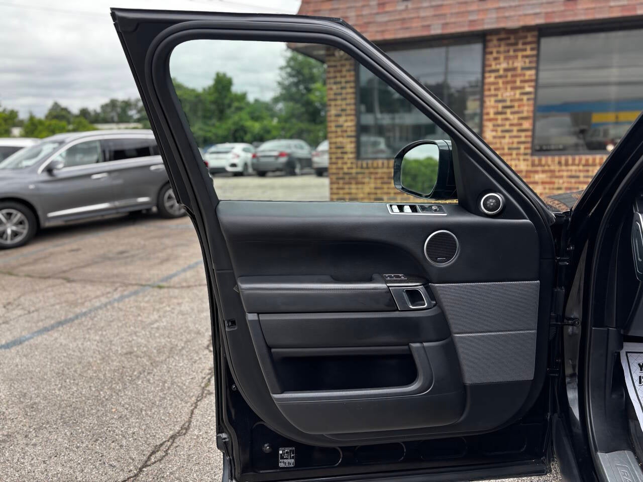 2020 Land Rover Range Rover Sport HSE AWD 4dr SUV