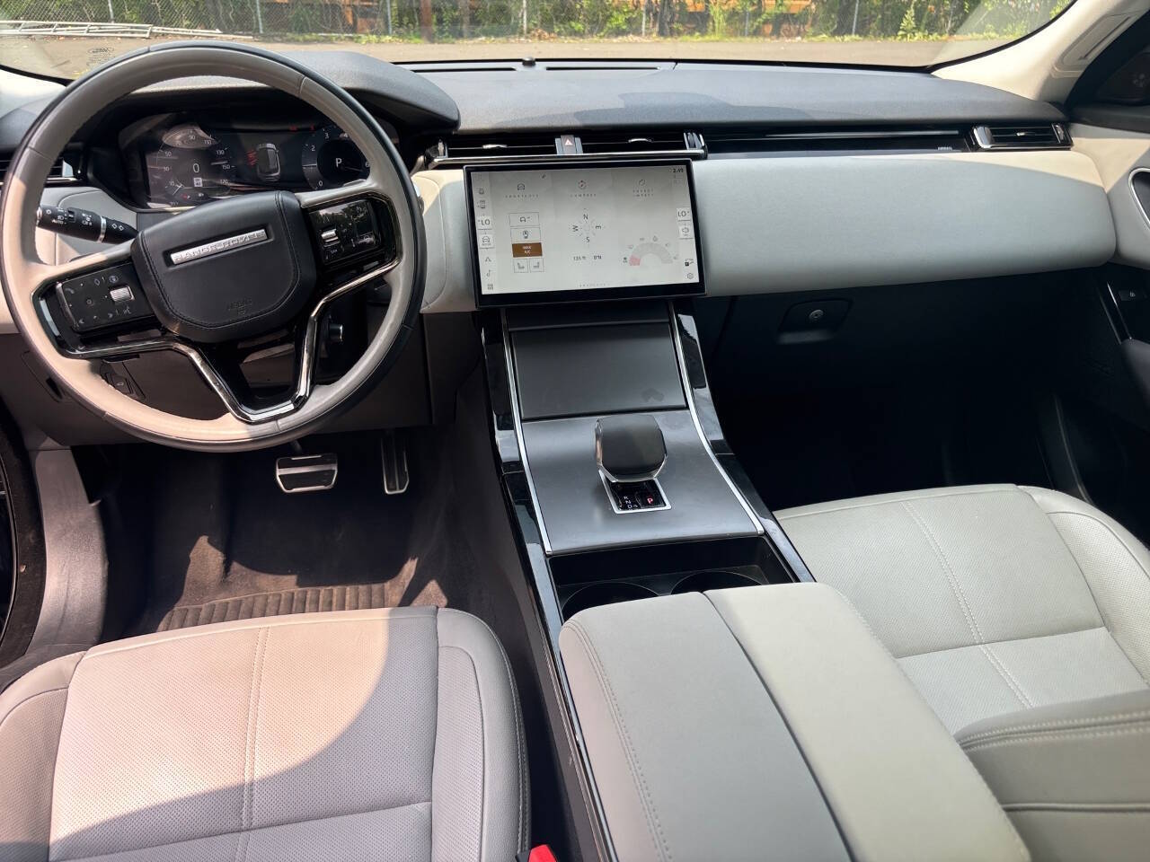 2025 Land Rover Range Rover Velar P250 Dynamic SE AWD 4dr SUV