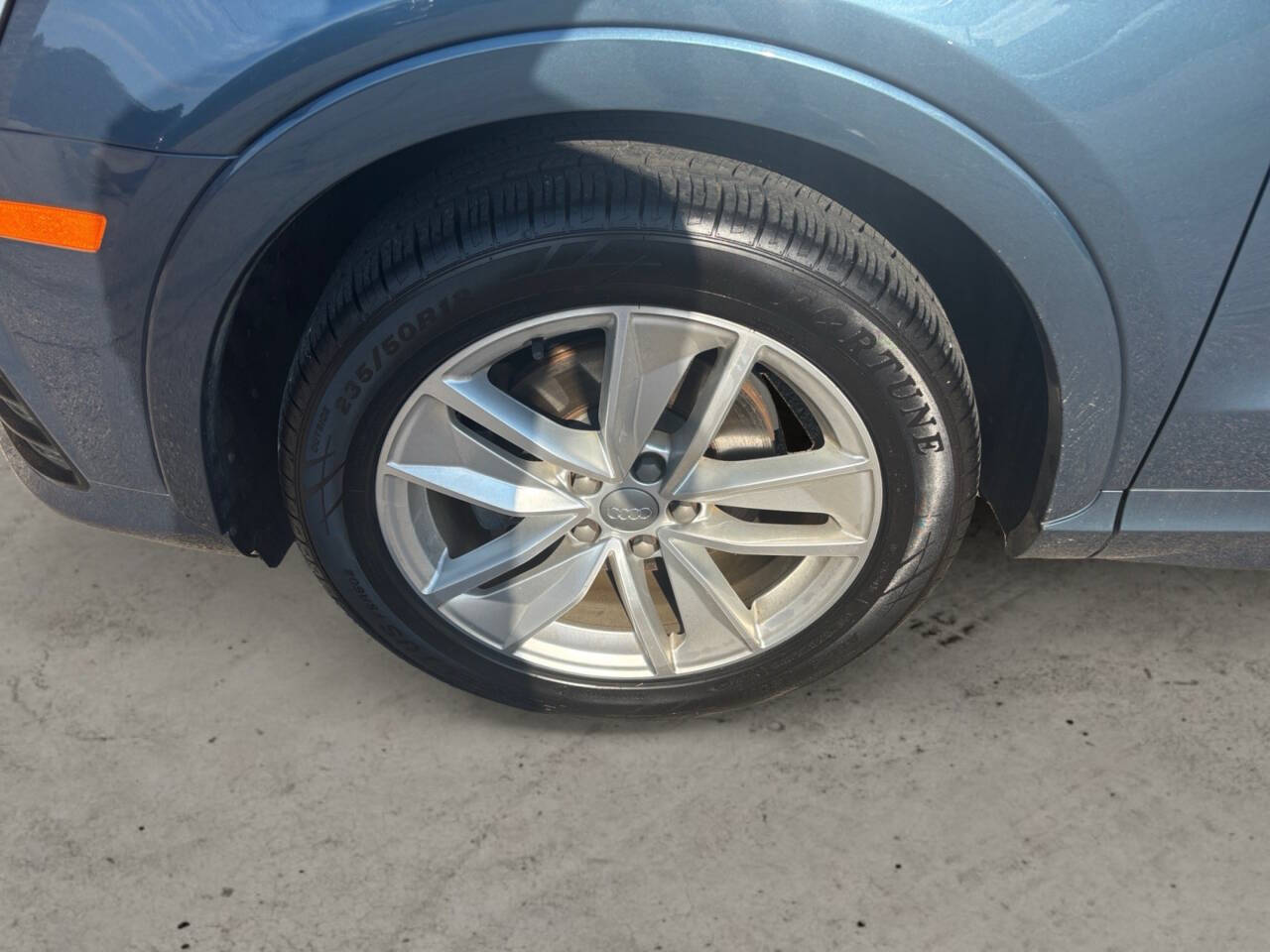 2018 Audi Q3 2.0T quattro Premium AWD 4dr SUV