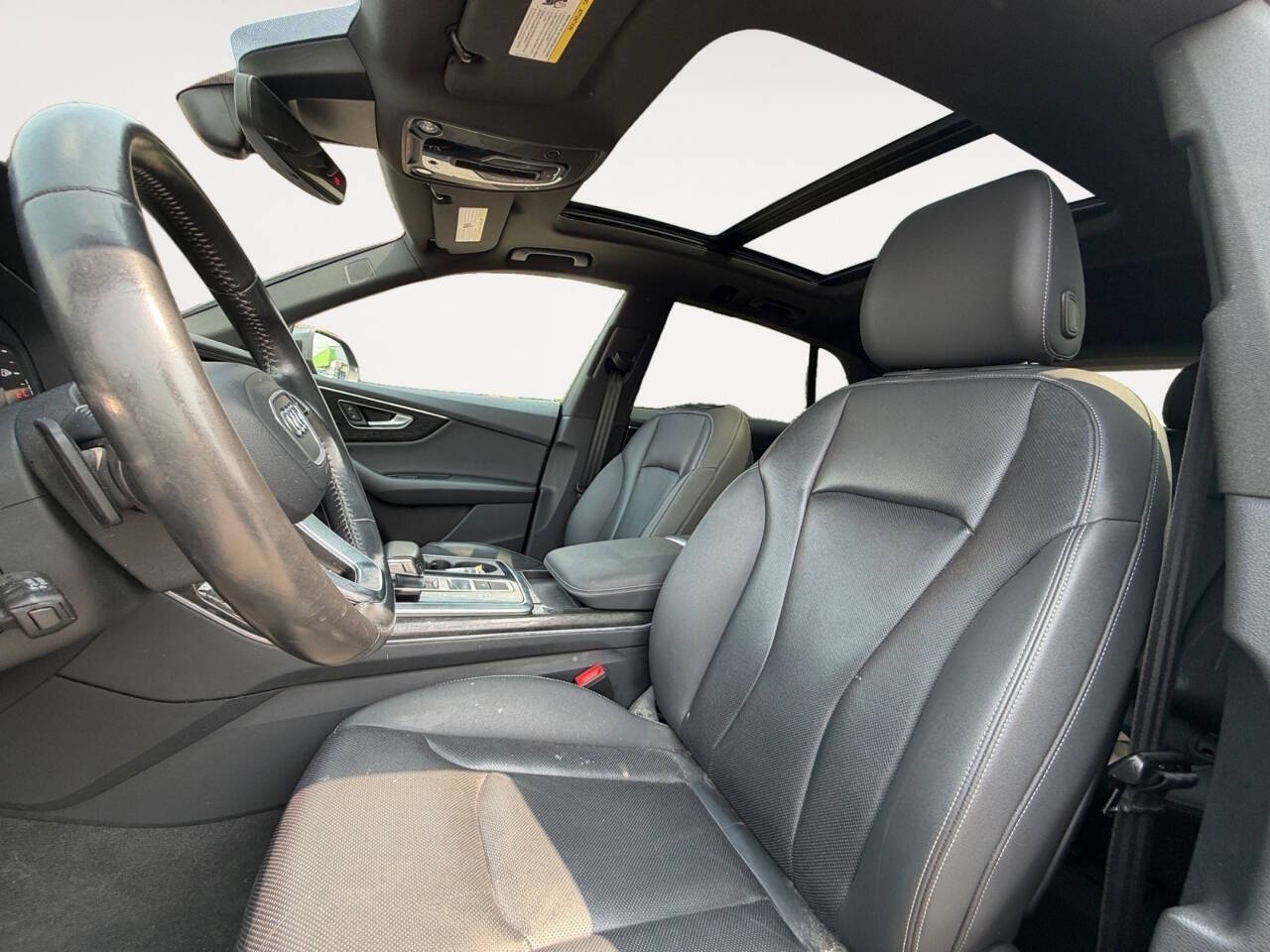 2019 Audi Q8 quattro Premium Plus 55 TFSI AWD 4dr SUV