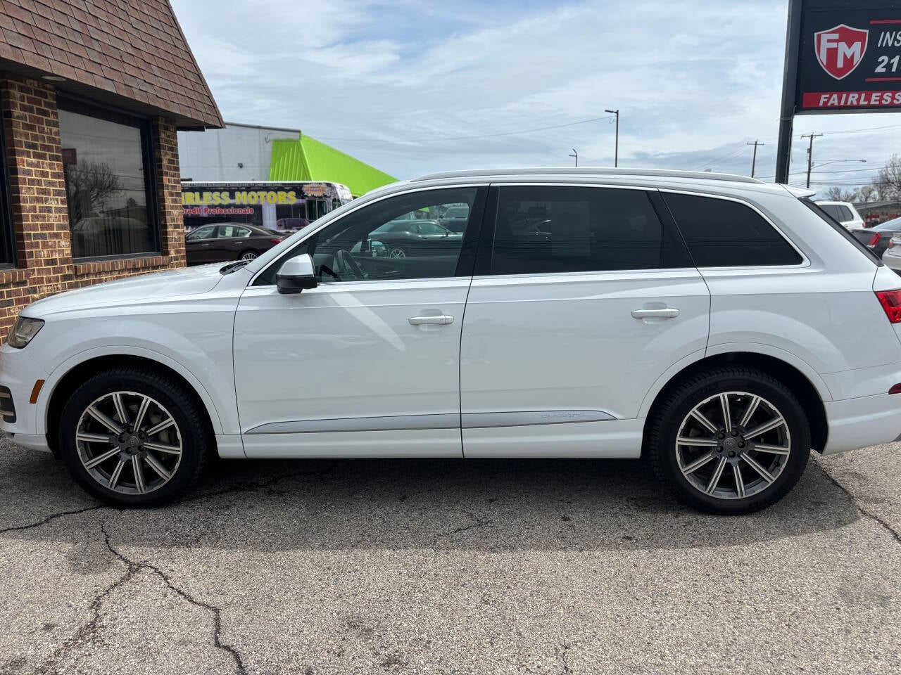 2019 Audi Q7 quattro Premium Plus 45 TFSI AWD 4dr SUV