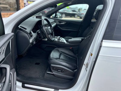 2019 Audi Q7 quattro Premium Plus 45 TFSI AWD 4dr SUV