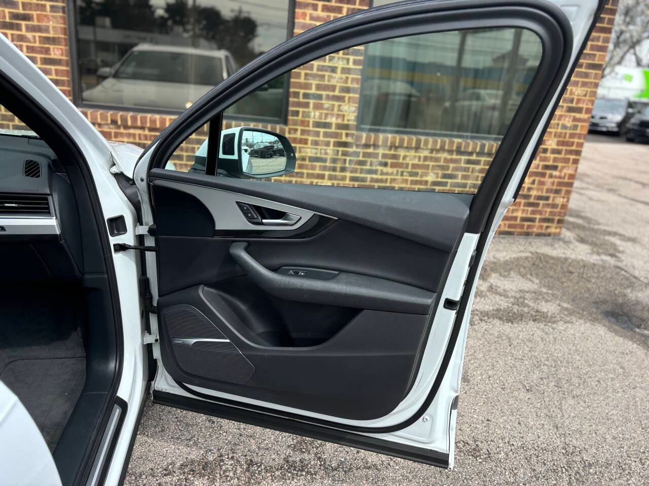 2019 Audi Q7 quattro Premium Plus 45 TFSI AWD 4dr SUV