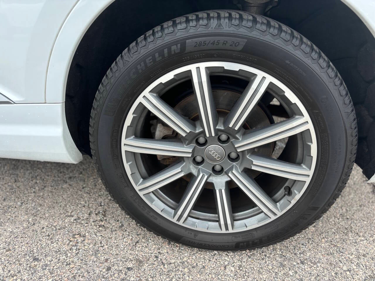 2019 Audi Q7 quattro Premium Plus 45 TFSI AWD 4dr SUV