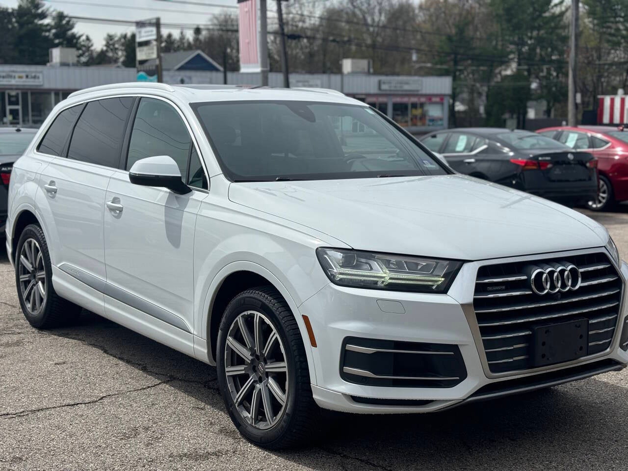 2019 Audi Q7 quattro Premium Plus 45 TFSI AWD 4dr SUV