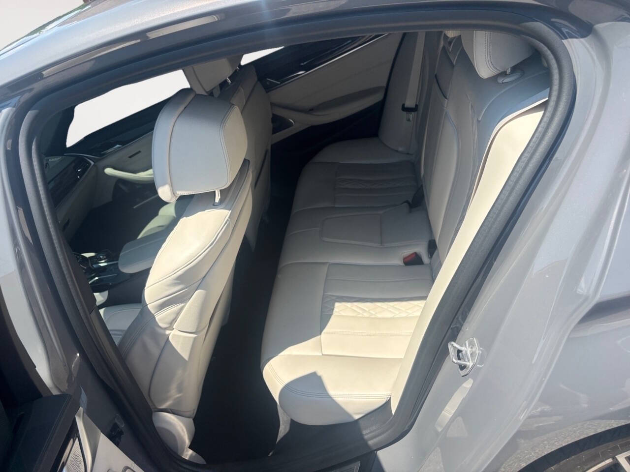 2021 BMW 5 Series M550i xDrive AWD 4dr Sedan