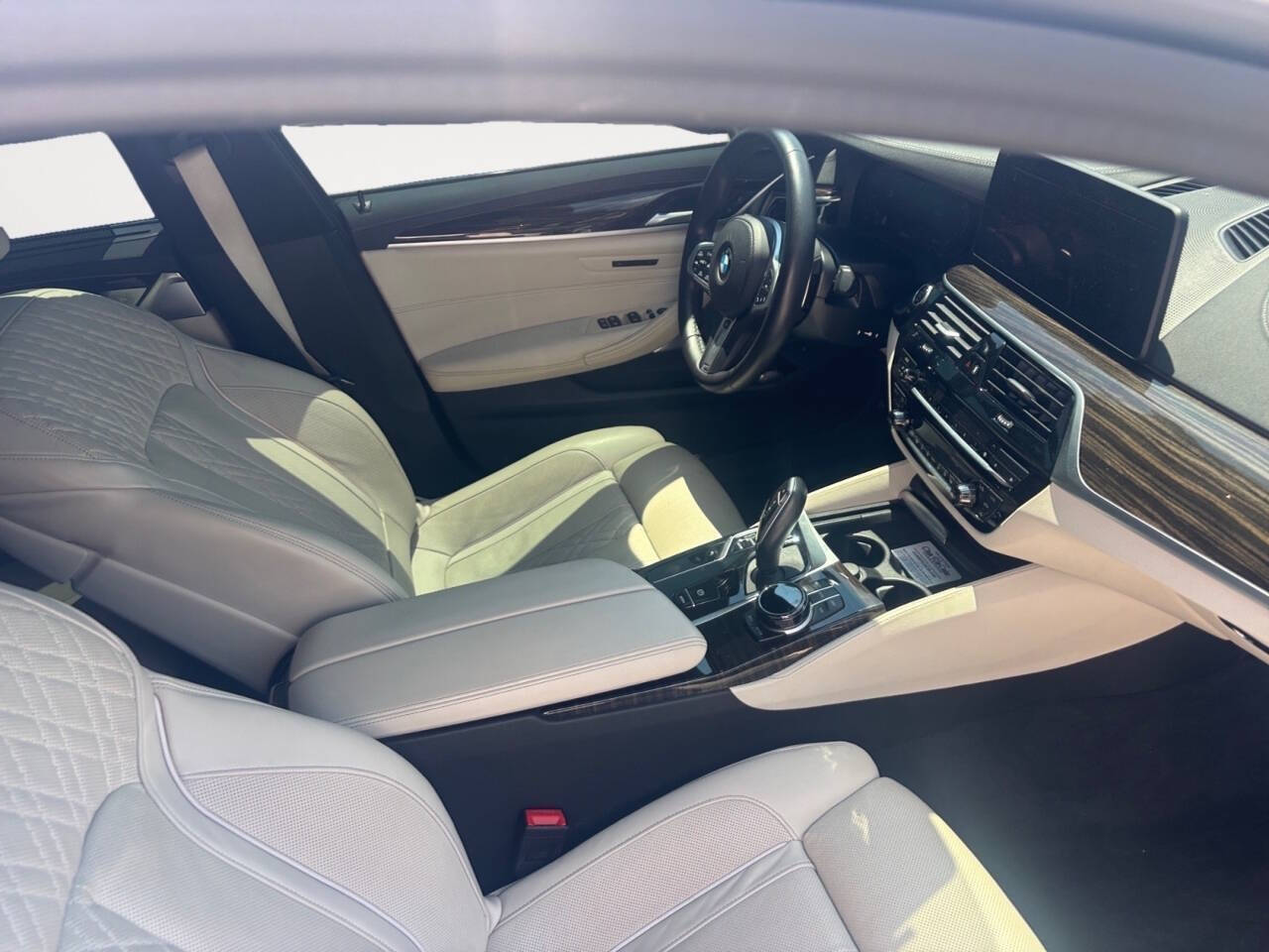 2021 BMW 5 Series M550i xDrive AWD 4dr Sedan