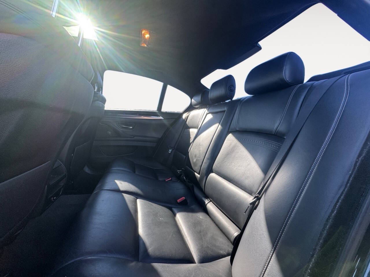 2016 BMW 5 Series 528i 4dr Sedan