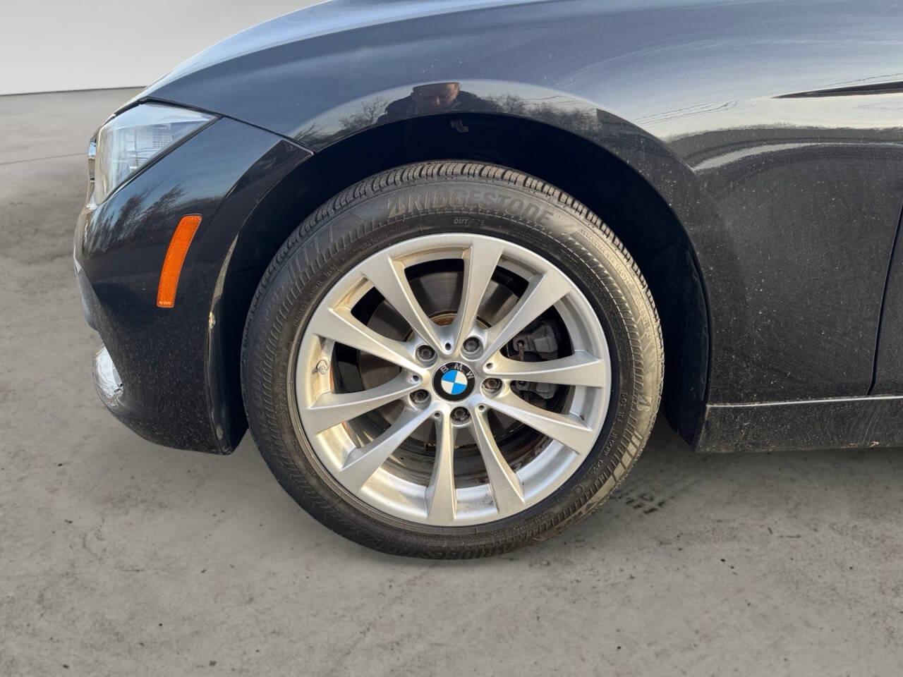 2016 BMW 3 Series 320i xDrive AWD 4dr Sedan