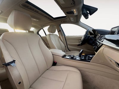 2016 BMW 3 Series 320i xDrive AWD 4dr Sedan