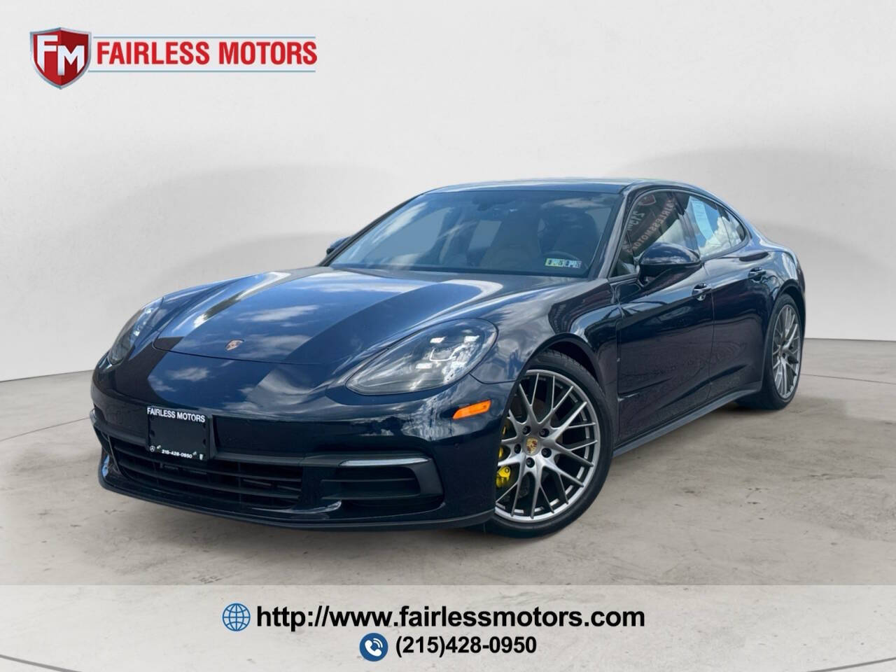 2017 Porsche Panamera 4 AWD 4dr Sedan