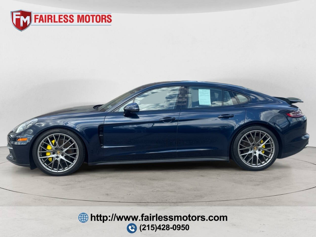 2017 Porsche Panamera 4 AWD 4dr Sedan