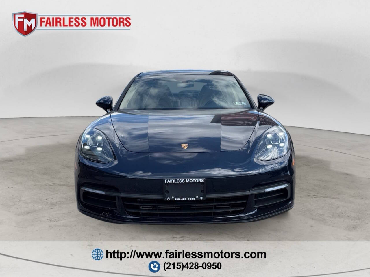 2017 Porsche Panamera 4 AWD 4dr Sedan