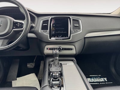 2021 Volvo XC90 T5 Momentum AWD 4dr SUV
