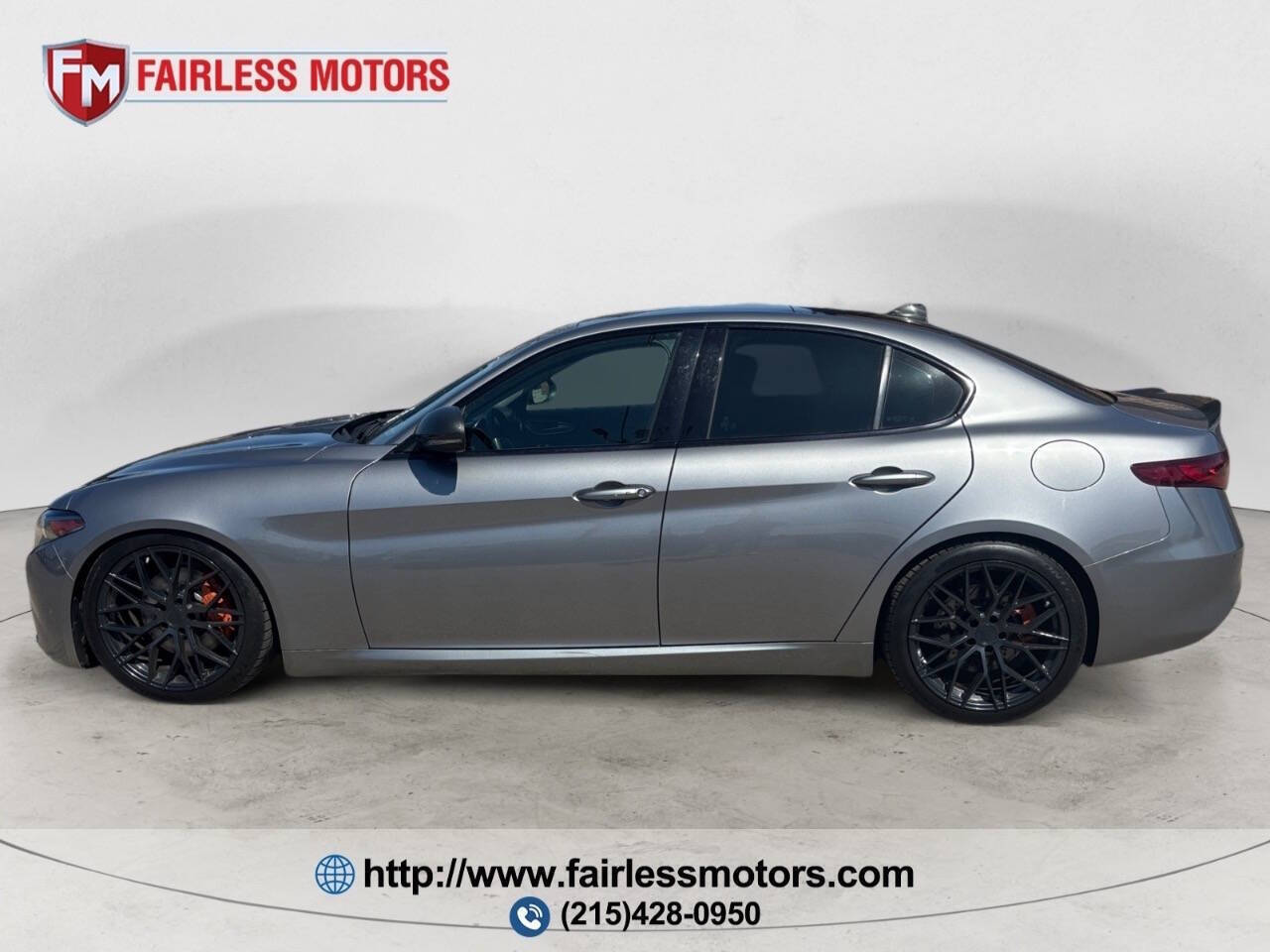 2019 Alfa Romeo Giulia Base AWD 4dr Sedan