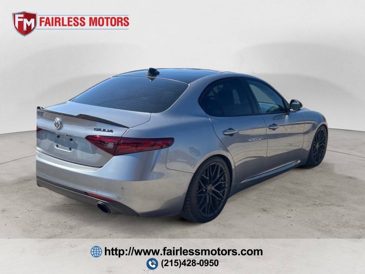 2019 Alfa Romeo Giulia Base AWD 4dr Sedan