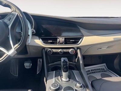 2019 Alfa Romeo Giulia Ti Sport AWD 4dr Sedan