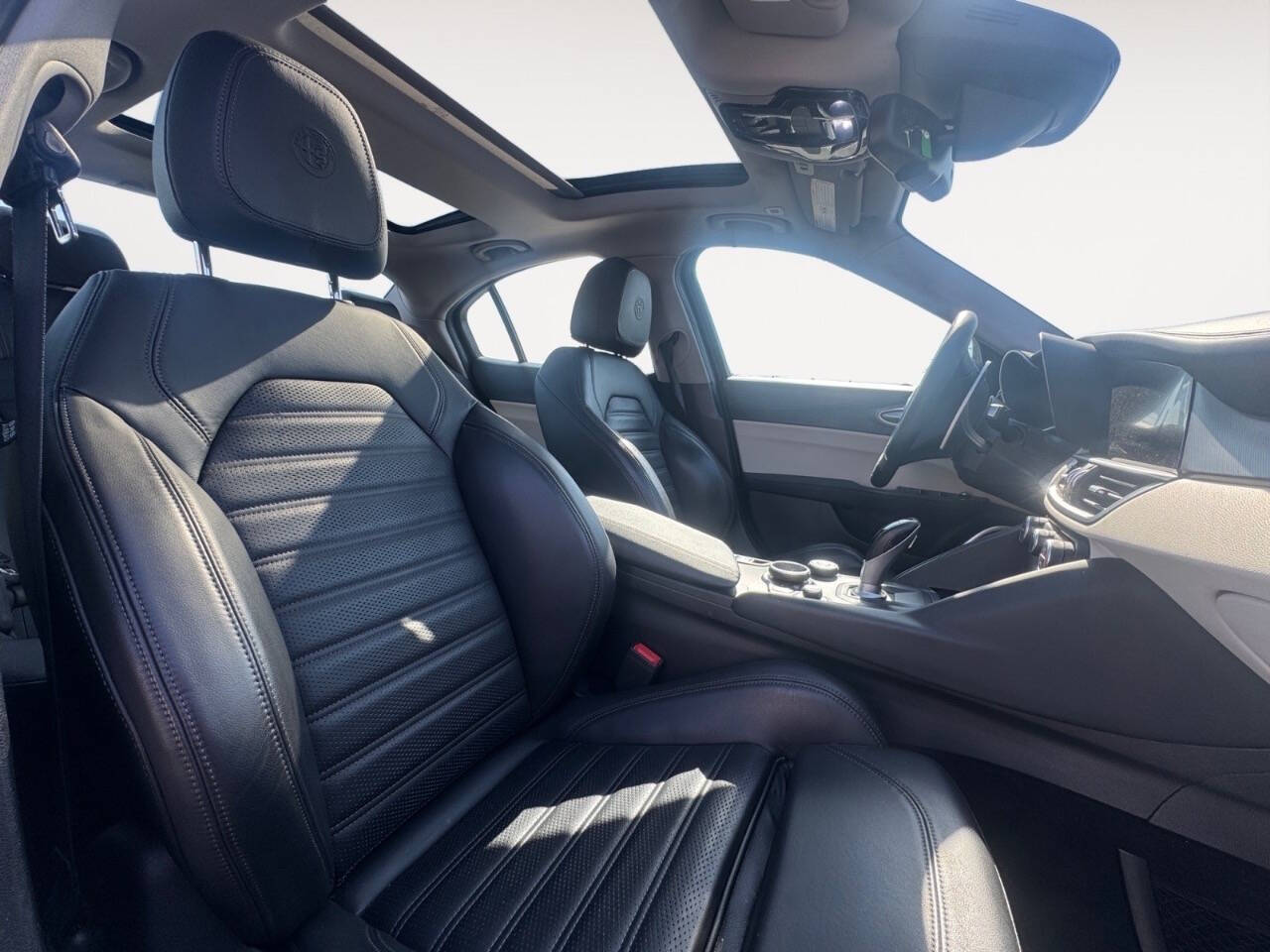 2019 Alfa Romeo Giulia Ti Sport AWD 4dr Sedan
