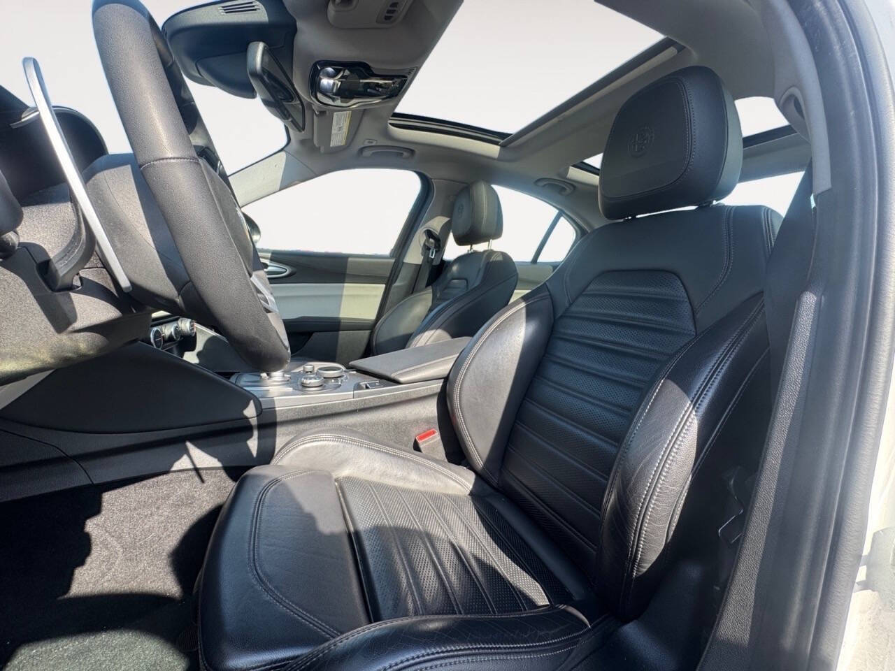 2019 Alfa Romeo Giulia Ti Sport AWD 4dr Sedan