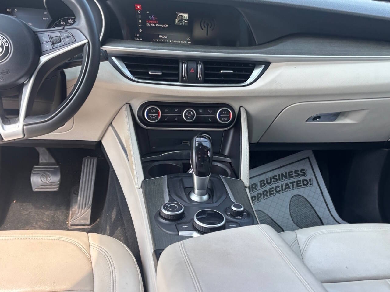 2019 Alfa Romeo Stelvio Ti AWD 4dr Crossover