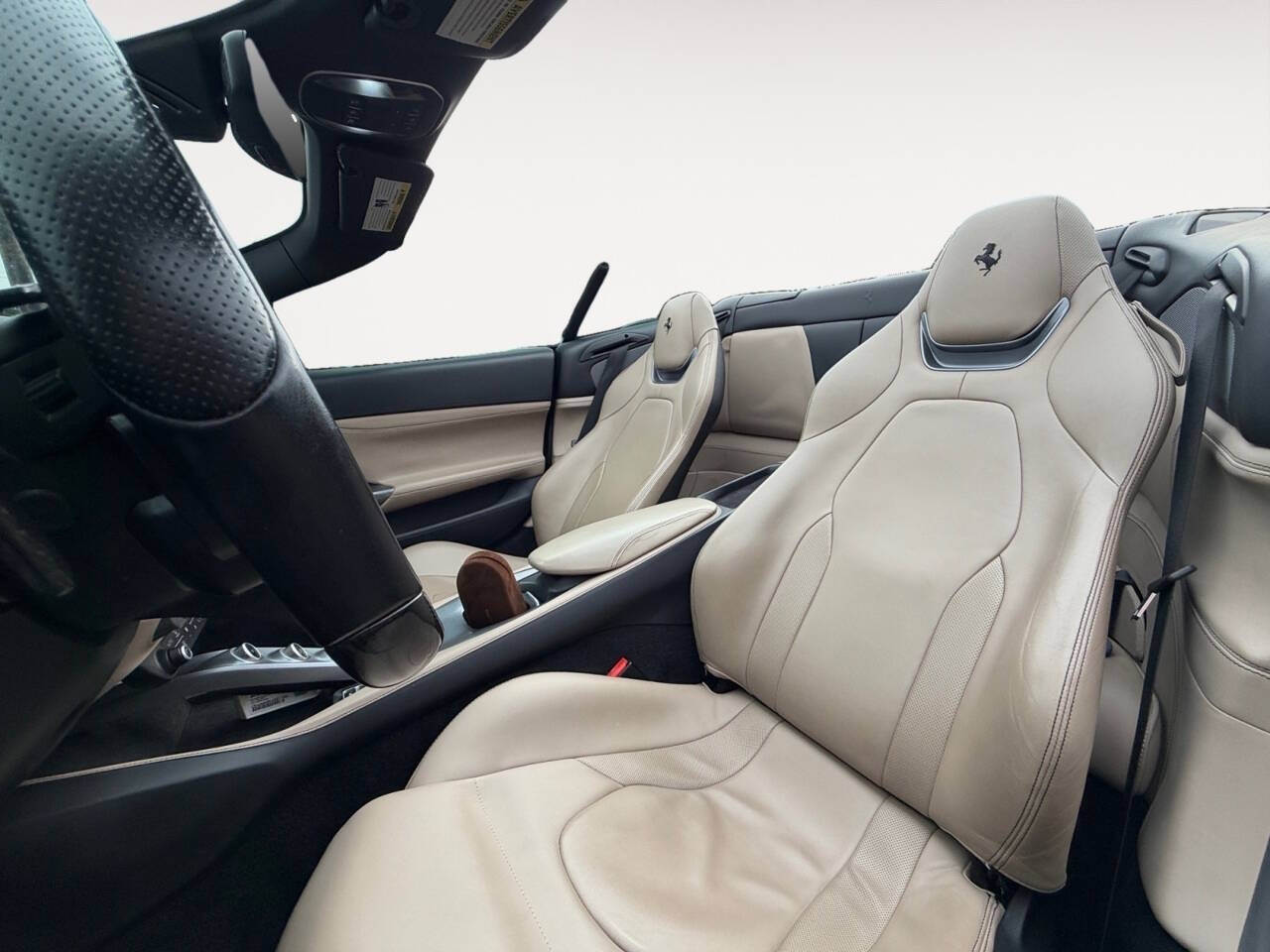 2019 Ferrari Portofino Base 2dr Convertible